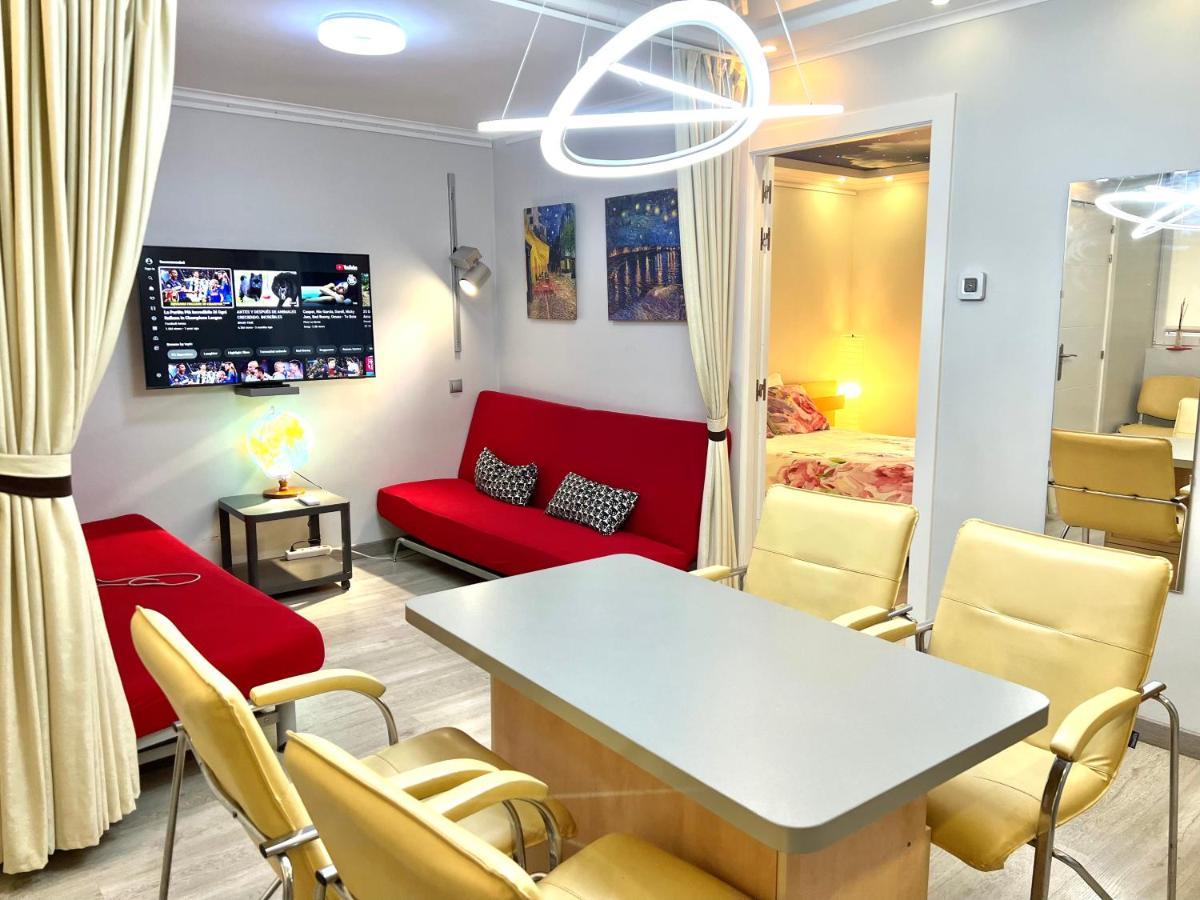 הוספיטלט דה יוברגאט Camp Nou, Europa Fira - Modern Two-Bedroom Apartment With Heating מראה חיצוני תמונה