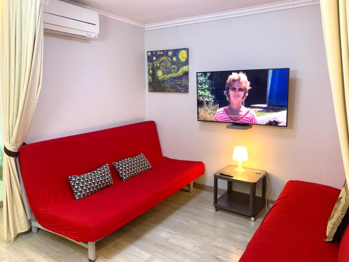הוספיטלט דה יוברגאט Camp Nou, Europa Fira - Modern Two-Bedroom Apartment With Heating מראה חיצוני תמונה