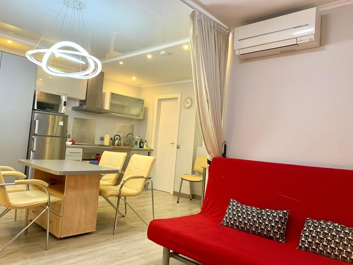 הוספיטלט דה יוברגאט Camp Nou, Europa Fira - Modern Two-Bedroom Apartment With Heating מראה חיצוני תמונה