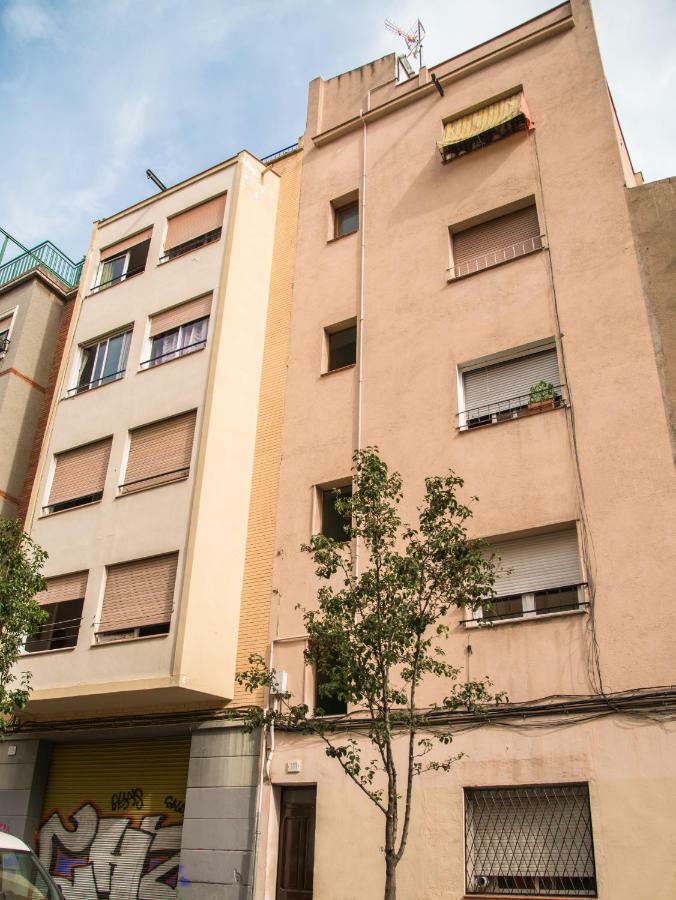 הוספיטלט דה יוברגאט Camp Nou, Europa Fira - Modern Two-Bedroom Apartment With Heating מראה חיצוני תמונה