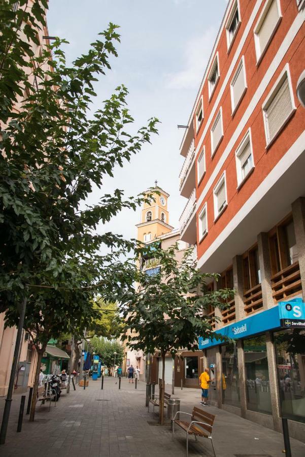 הוספיטלט דה יוברגאט Camp Nou, Europa Fira - Modern Two-Bedroom Apartment With Heating מראה חיצוני תמונה